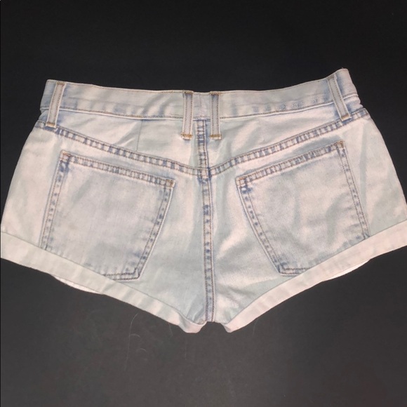 Current/Elliott Girlfriend Shorts in Neptune - Picture 5 of 8